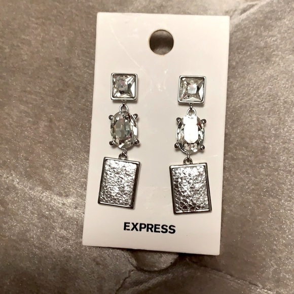 Express sparkly 2 inch earrings, 3 parts so lots of movement, new on card - Picture 1 of 5